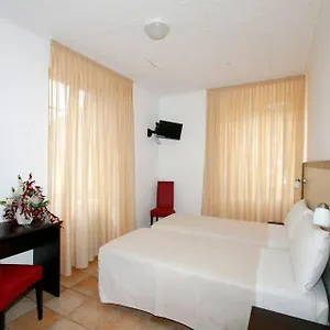  Bed & Breakfast Albergo Maccagno